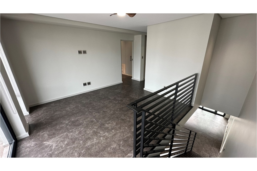 To Let 3 Bedroom Property for Rent in Lemoenkloof Western Cape